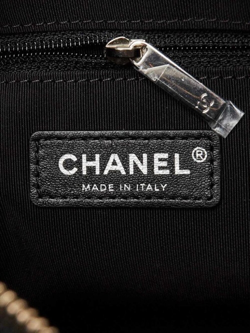 Chanel Black Wool/Leather Paris-Hamburg Medium Gabrielle Hobo Bag - Picture 9 of 10